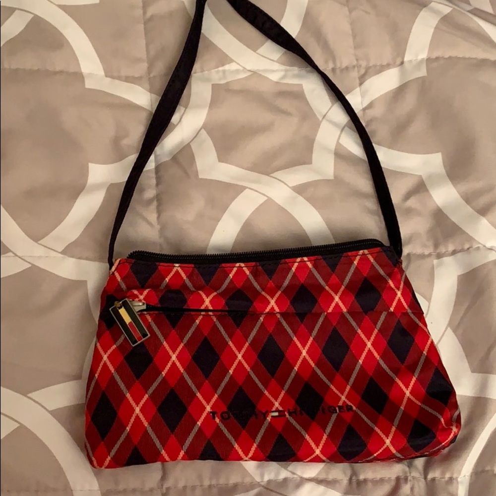 Tommy Hilfiger vintage purse red and blue